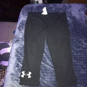 Under Amrour Capris